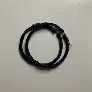 Dillan Matt black hoops